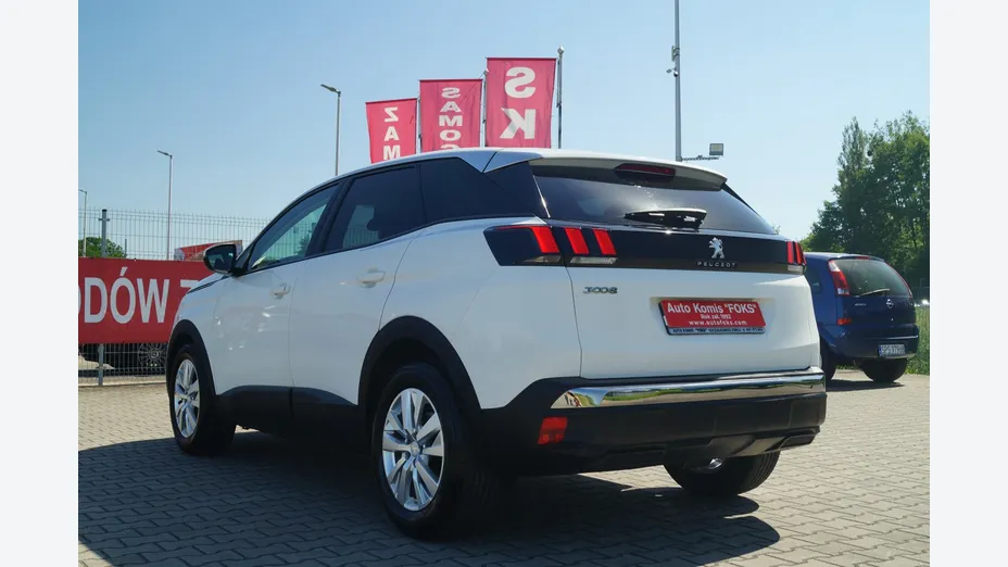 PEUGEOT 3008 -