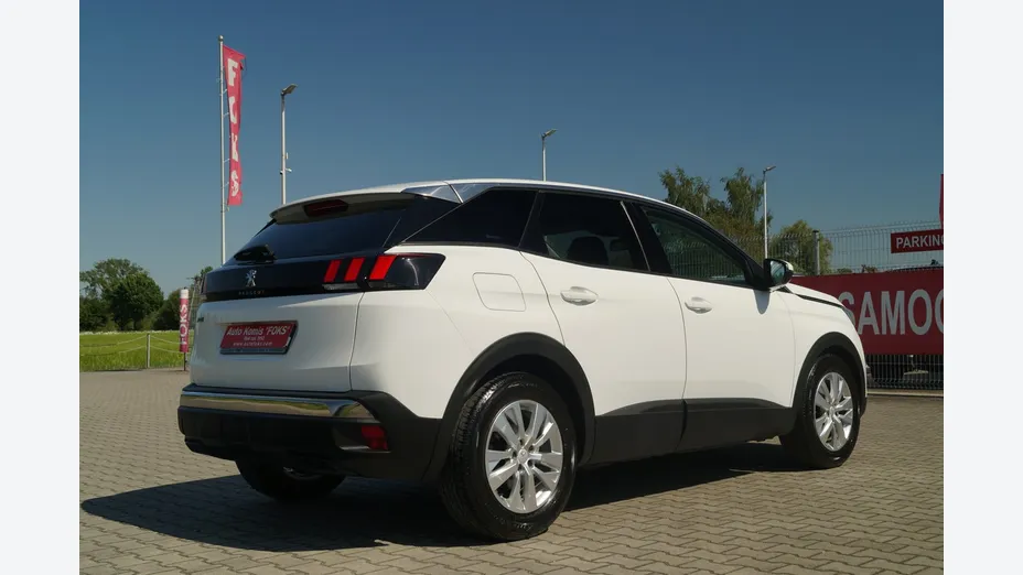 PEUGEOT 3008 -