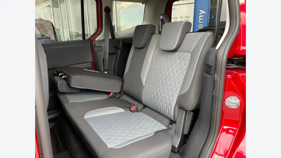 FORD Tourneo Courier Tourneo Courier 1.0 EcoBoost Titanium aut Nowy
