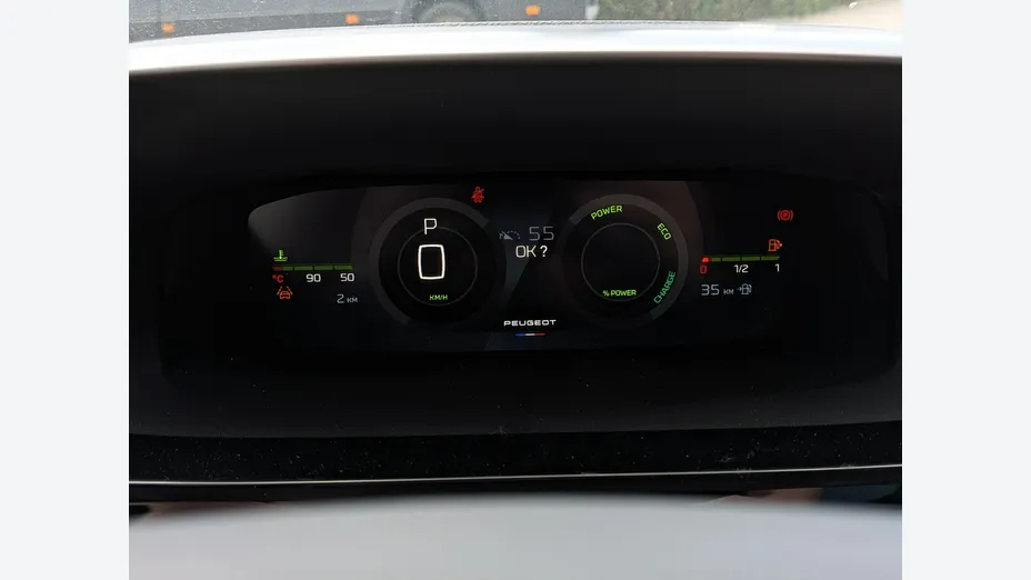 PEUGEOT 408 -