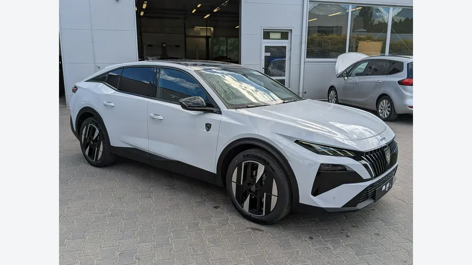 PEUGEOT 408 -