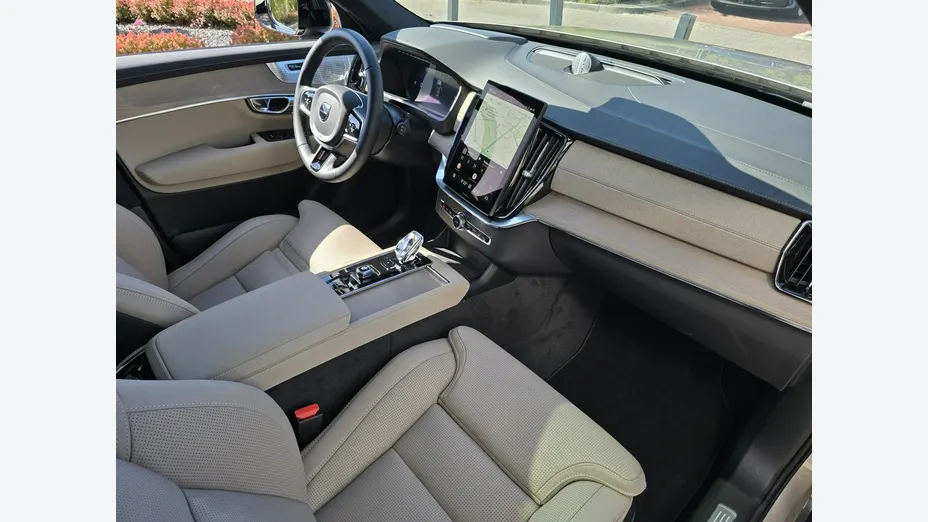VOLVO XC90 -