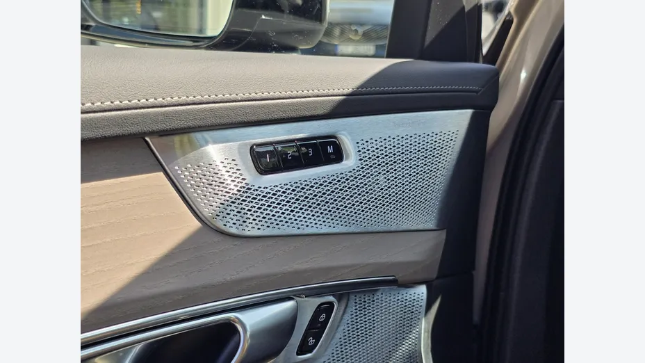 VOLVO XC90 -