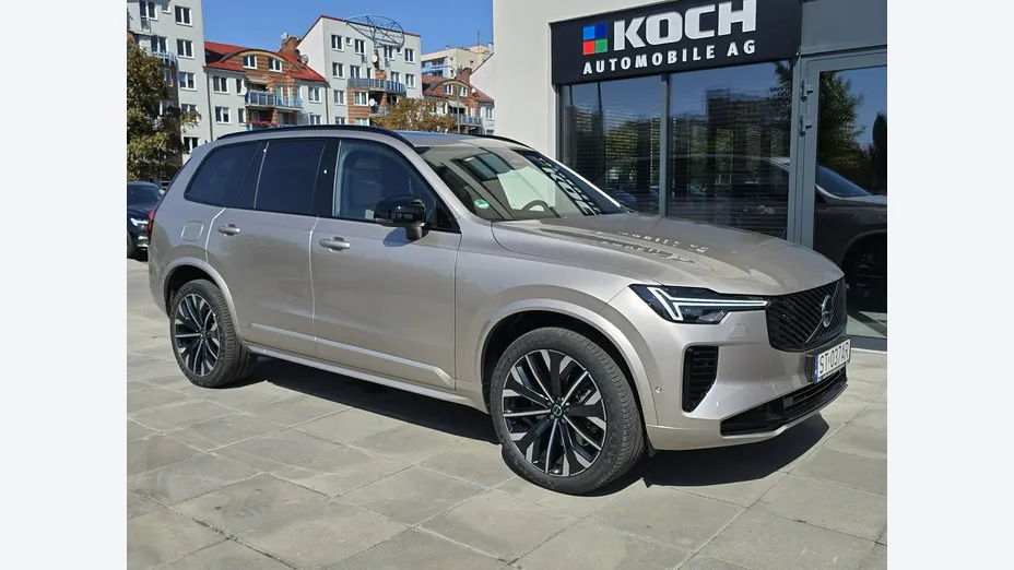 VOLVO XC90 -