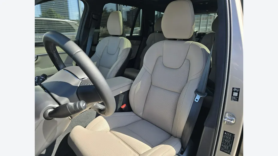 VOLVO XC90 -