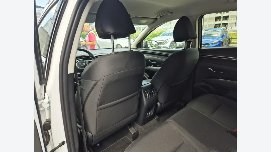 HYUNDAI Tucson -