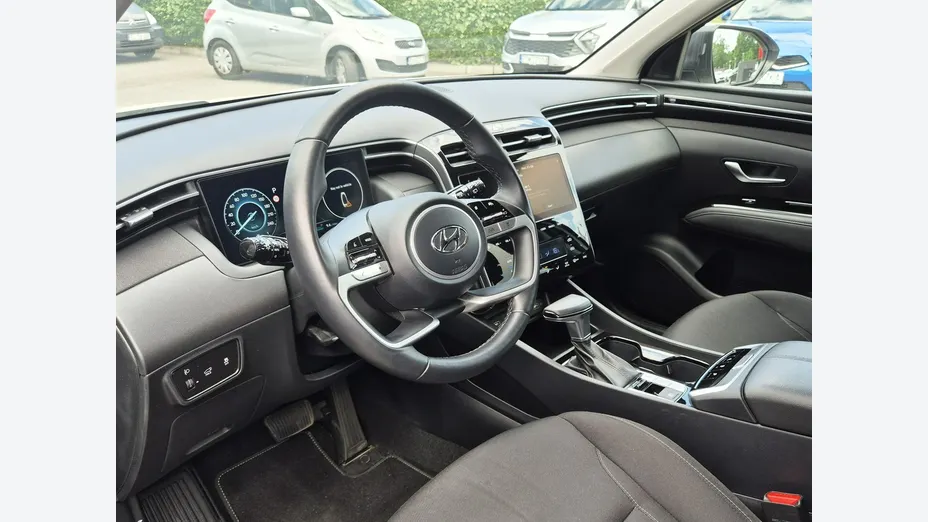 HYUNDAI Tucson -