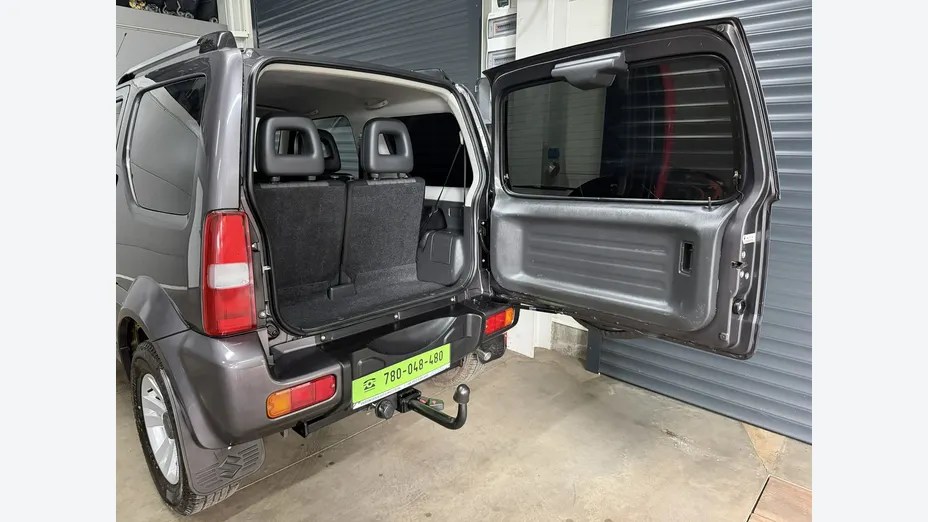SUZUKI Jimny -
