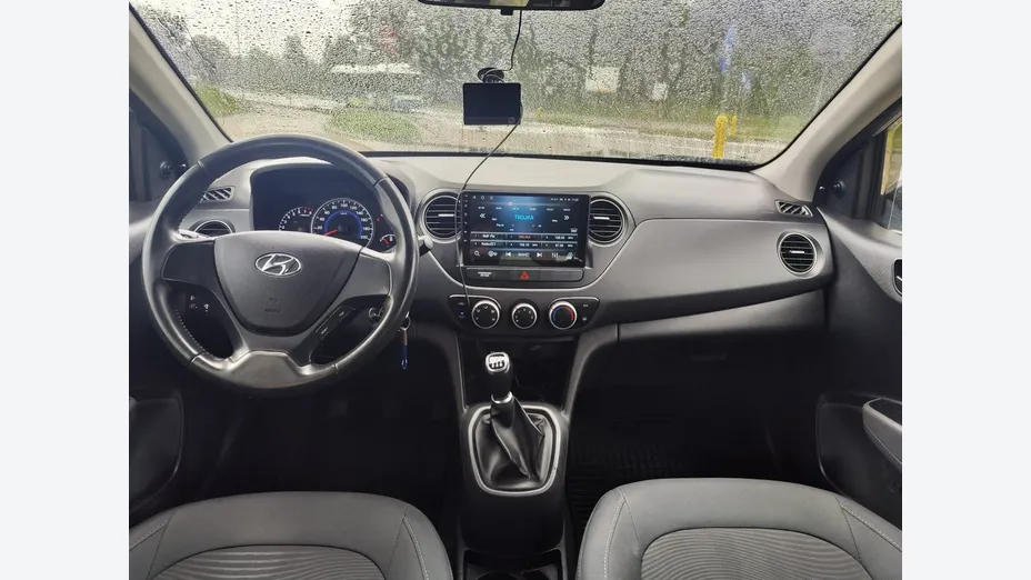 HYUNDAI i10 -