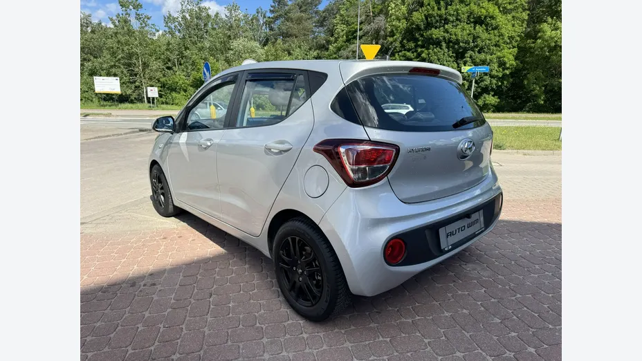 HYUNDAI i10 -
