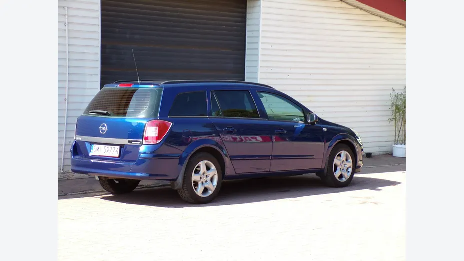 OPEL Astra -