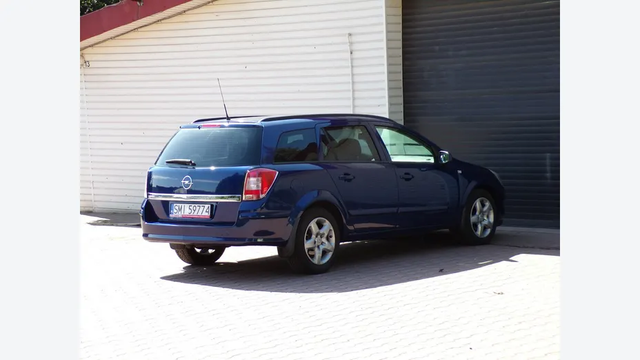 OPEL Astra -