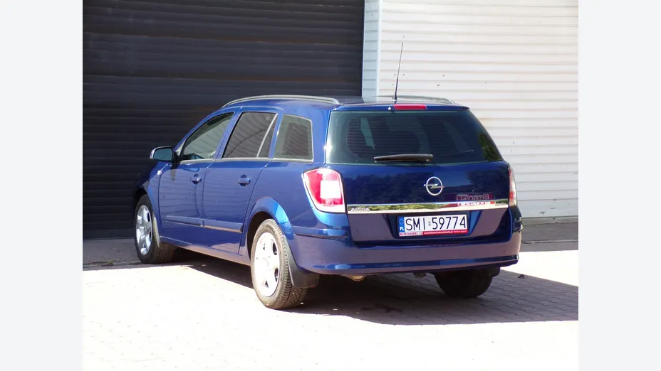 OPEL Astra -