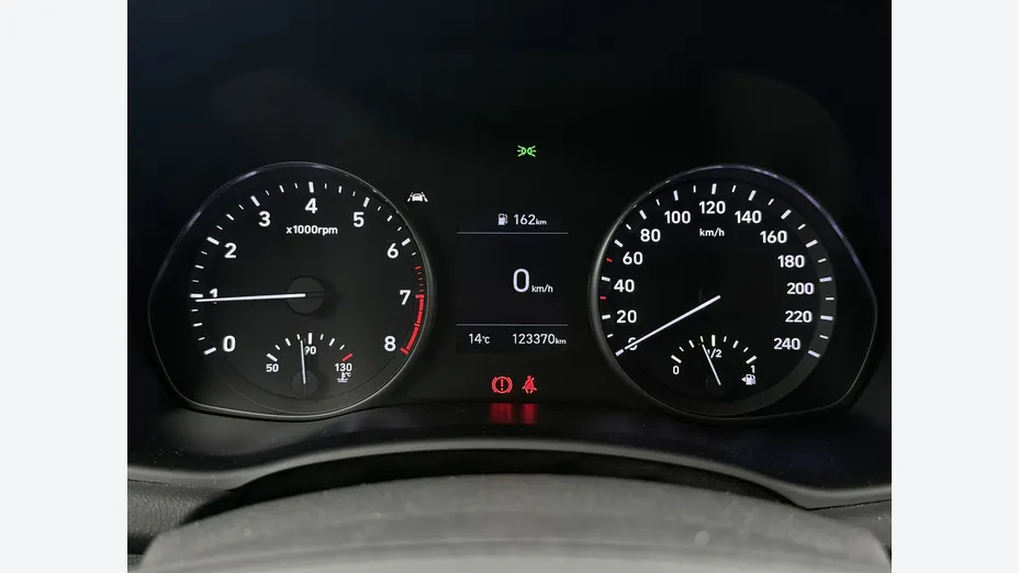 HYUNDAI i30 -