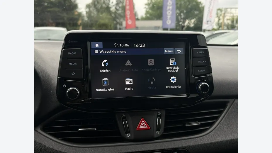 HYUNDAI i30 -