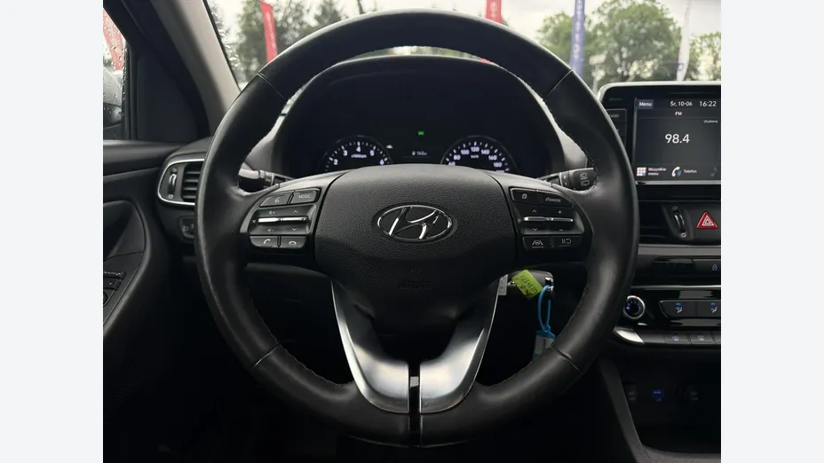 HYUNDAI i30 -