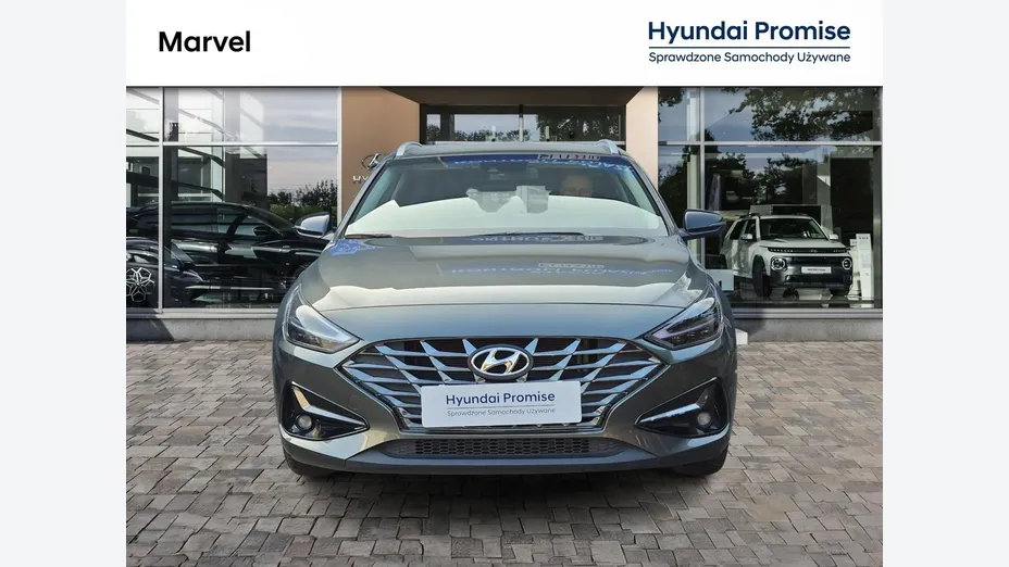 HYUNDAI i30 -