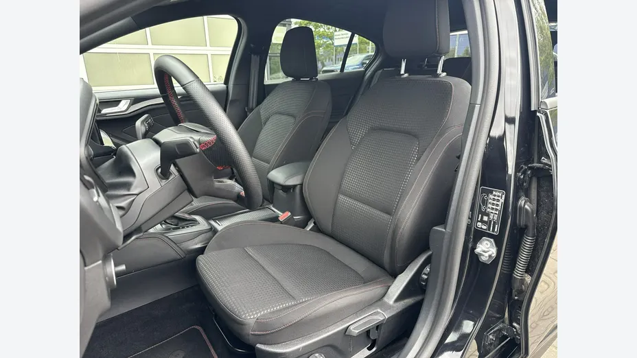 FORD Focus Focus 1.0 EcoBoost mHEV ST-Line X