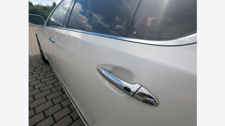 LEXUS LS -