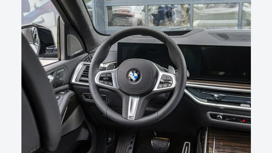 BMW X7 -