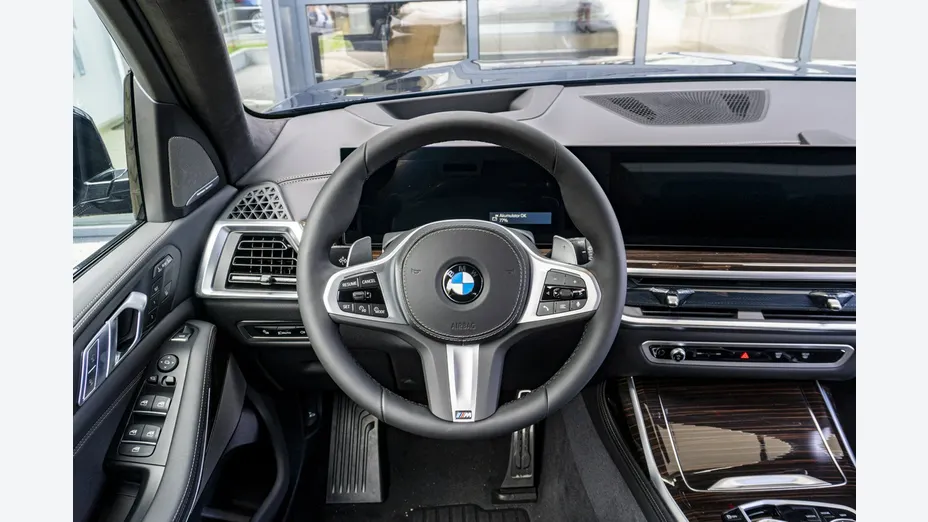 BMW X7 -