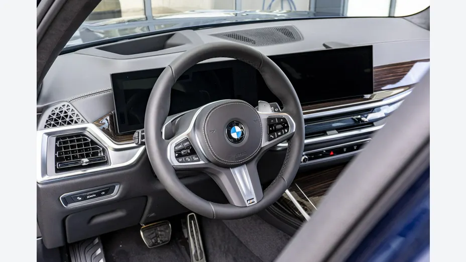 BMW X7 -