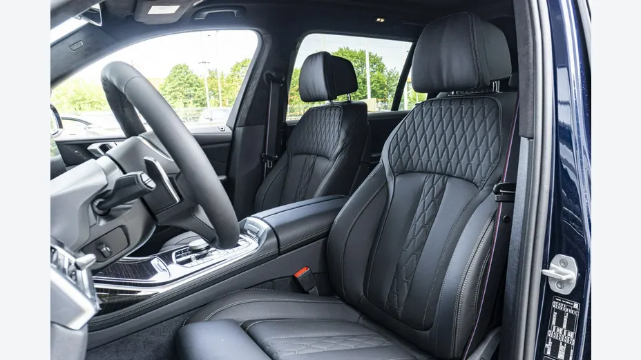 BMW X7 -