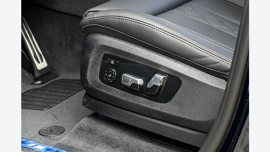 BMW X7 -