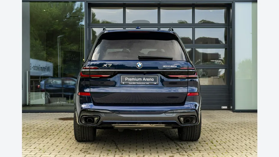 BMW X7 -