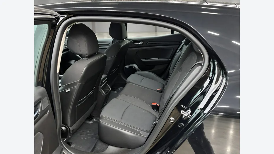 RENAULT Megane -