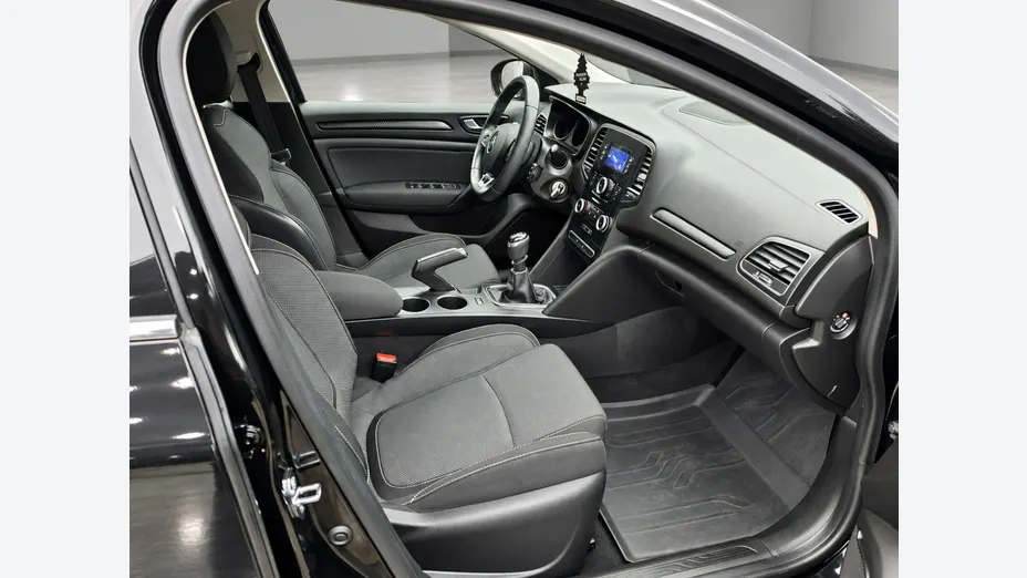 RENAULT Megane -