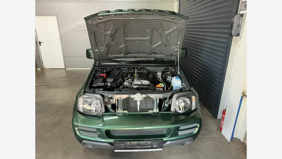 SUZUKI Jimny -