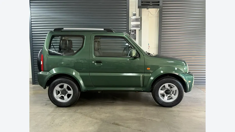 SUZUKI Jimny -