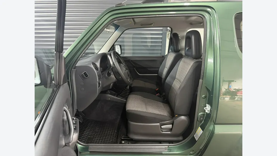 SUZUKI Jimny -