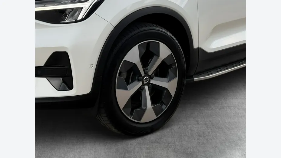 VOLVO XC40 -