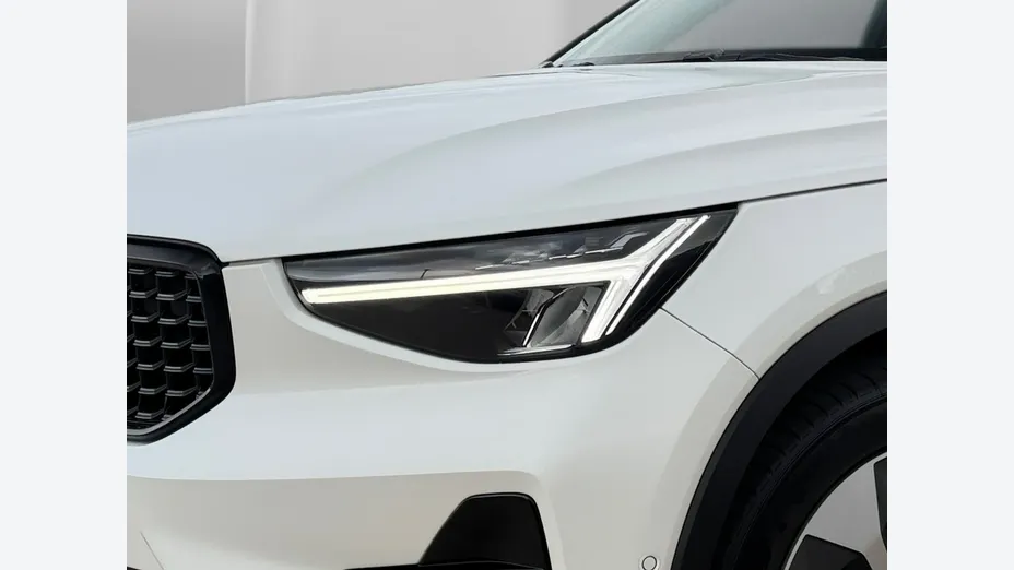 VOLVO XC40 -