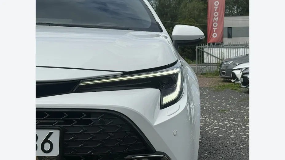 TOYOTA Corolla -