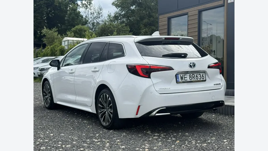 TOYOTA Corolla -