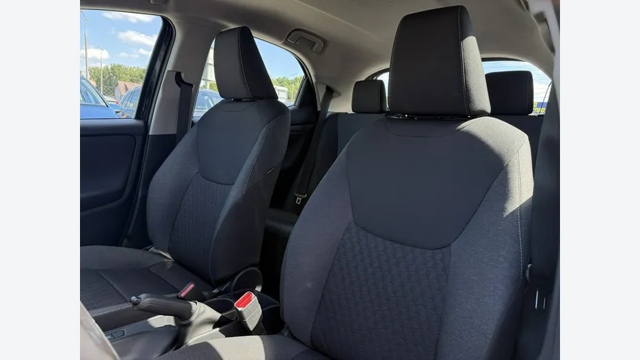TOYOTA Yaris -