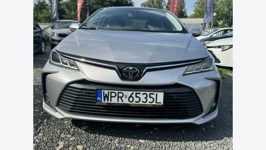 TOYOTA Corolla -