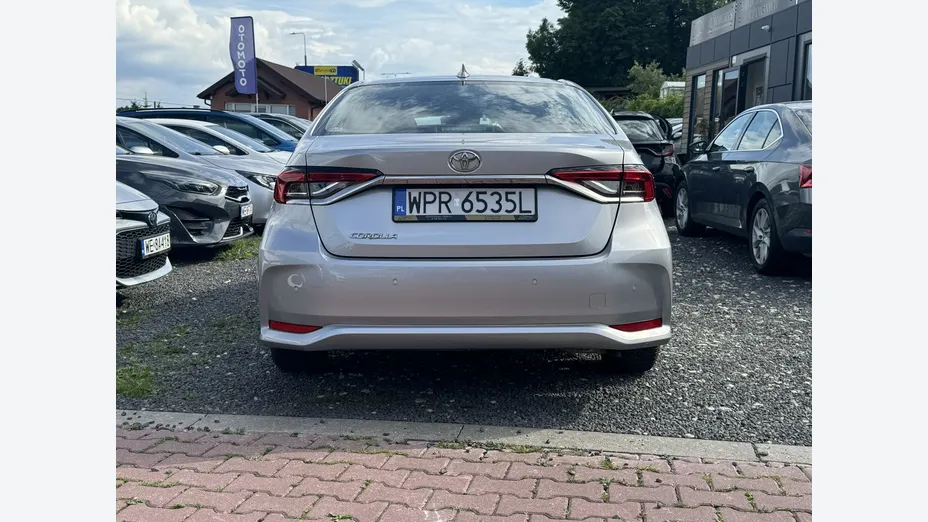 TOYOTA Corolla -