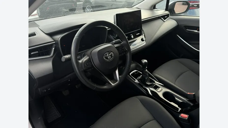 TOYOTA Corolla -