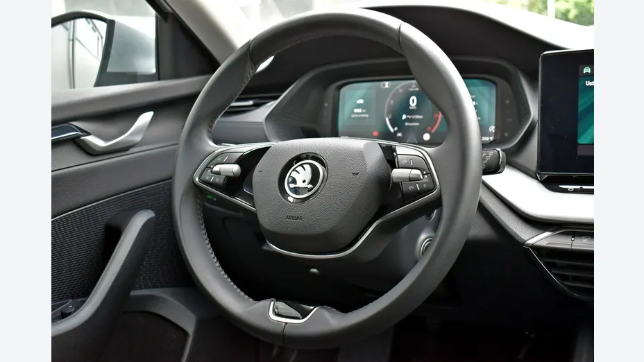 SKODA Octavia -