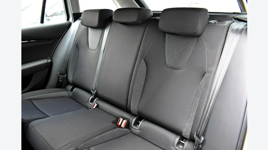 SKODA Octavia -