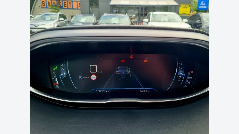 PEUGEOT 3008 -