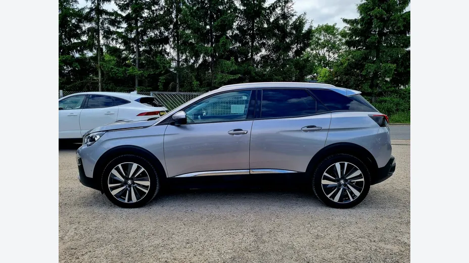 PEUGEOT 3008 -