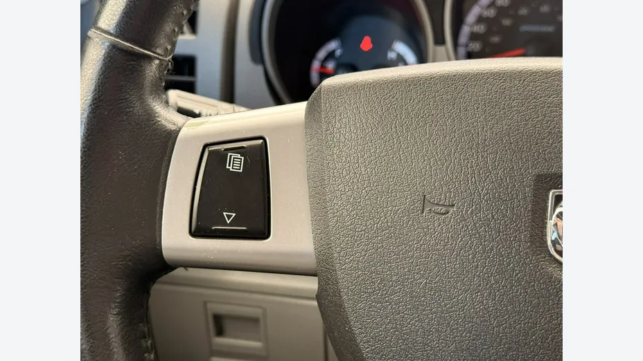 DODGE Nitro -