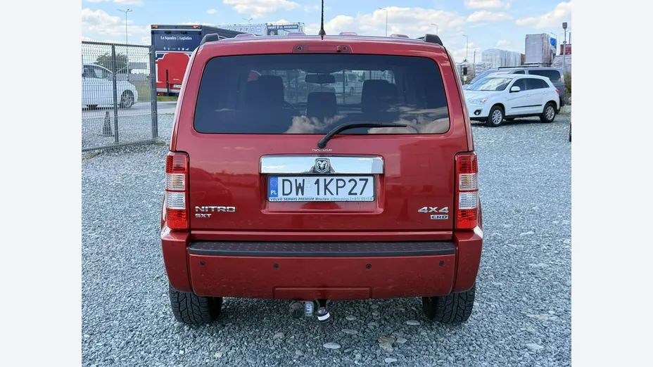 DODGE Nitro -