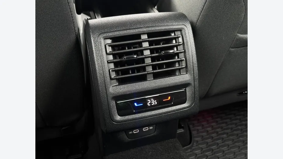 VOLKSWAGEN Golf Golf VIII 2.0 TSI Style DSG