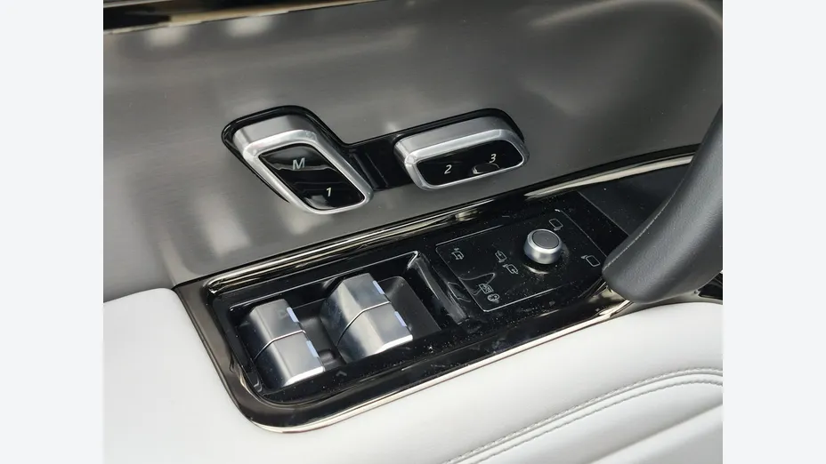 LAND ROVER Range Rover Sport -